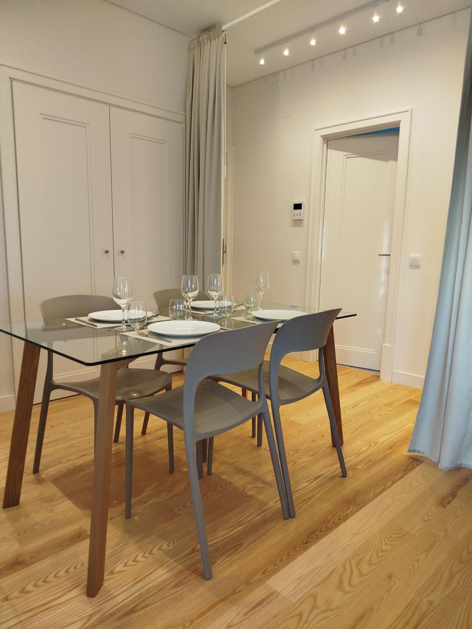 Ajuda Palace Inn Lisbon Apartments ภายนอก รูปภาพ