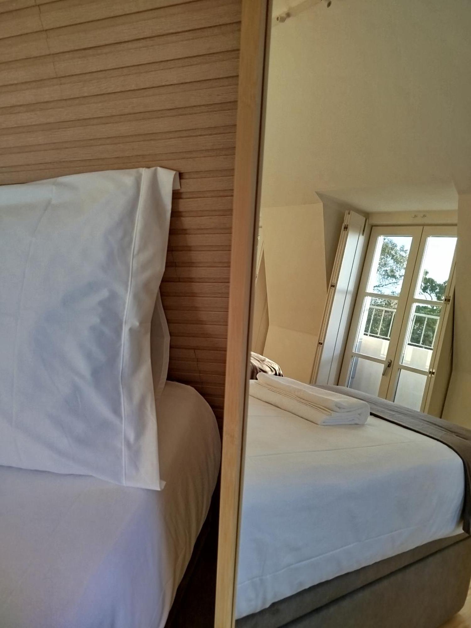 Ajuda Palace Inn Lisbon Apartments ภายนอก รูปภาพ