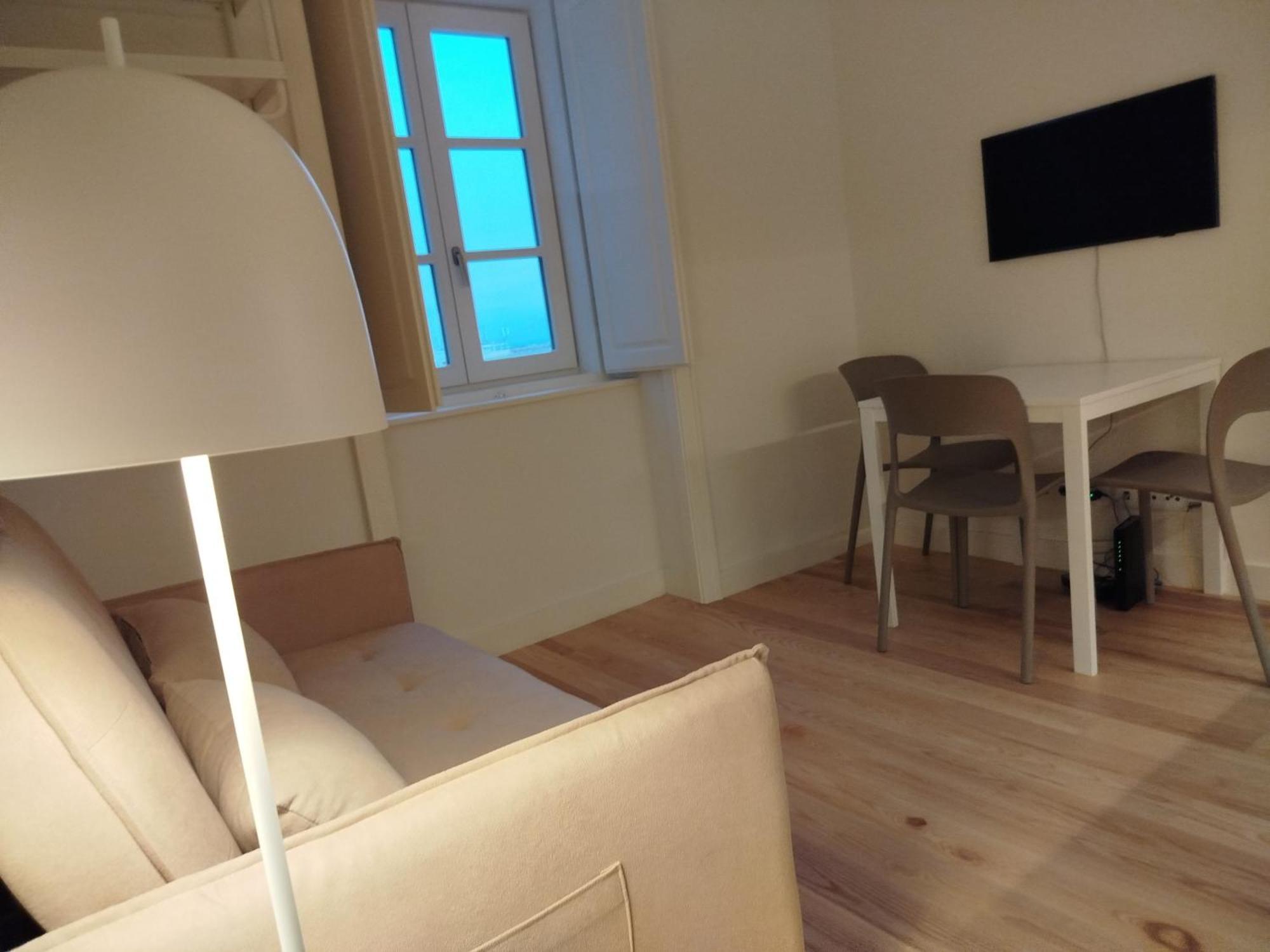 Ajuda Palace Inn Lisbon Apartments ภายนอก รูปภาพ