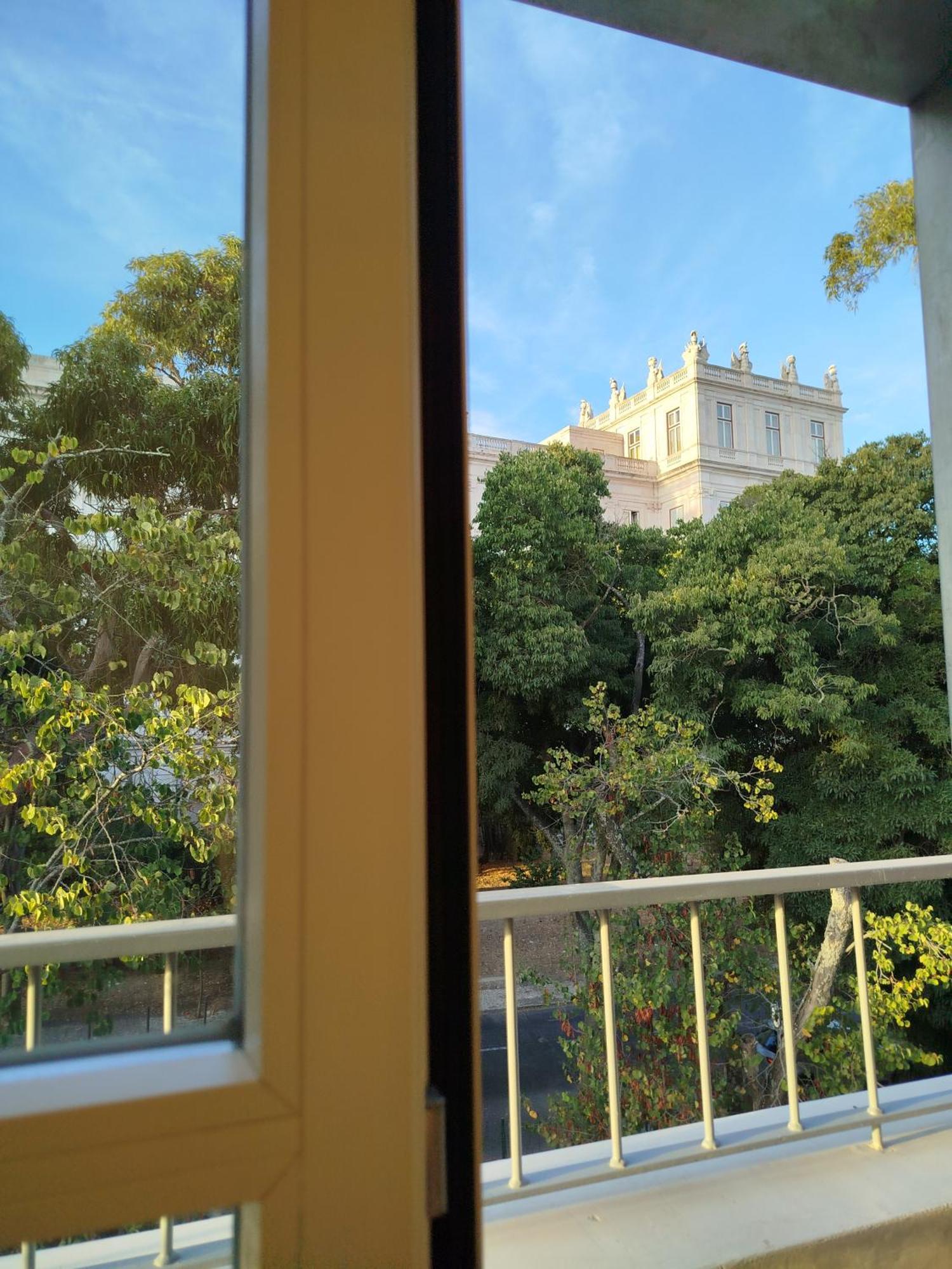 Ajuda Palace Inn Lisbon Apartments ภายนอก รูปภาพ