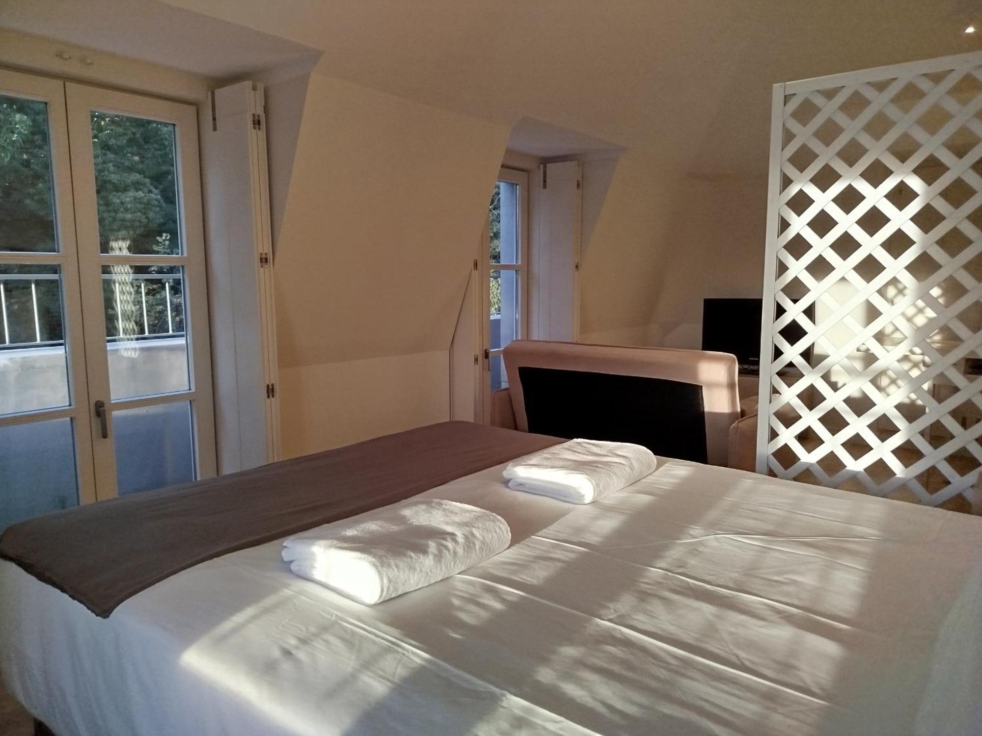 Ajuda Palace Inn Lisbon Apartments ภายนอก รูปภาพ
