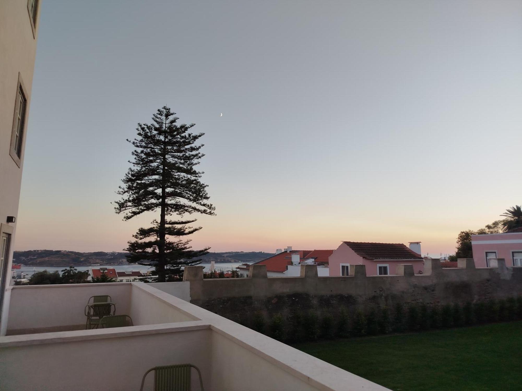 Ajuda Palace Inn Lisbon Apartments ภายนอก รูปภาพ