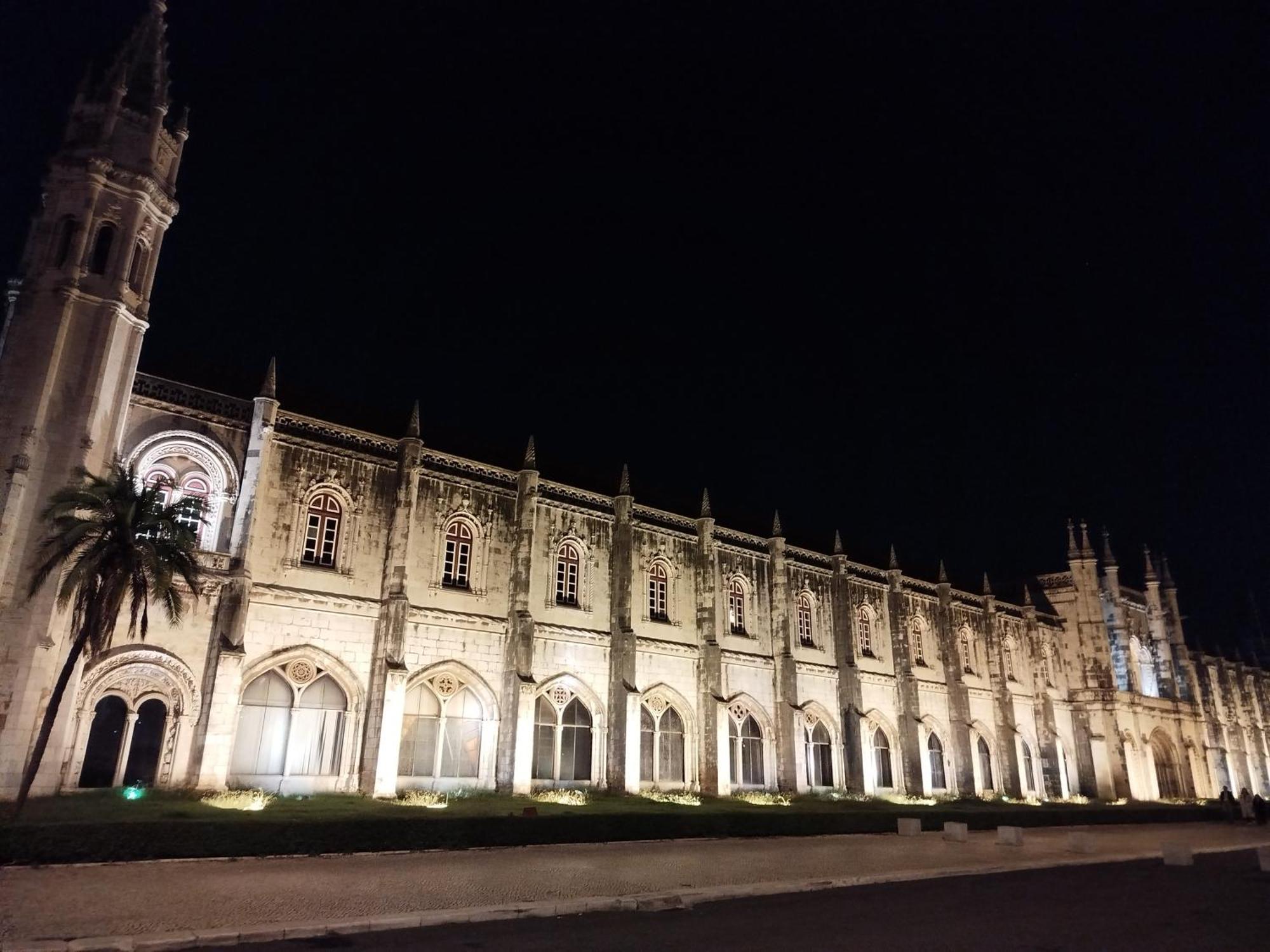 Ajuda Palace Inn Lisbon Apartments ภายนอก รูปภาพ